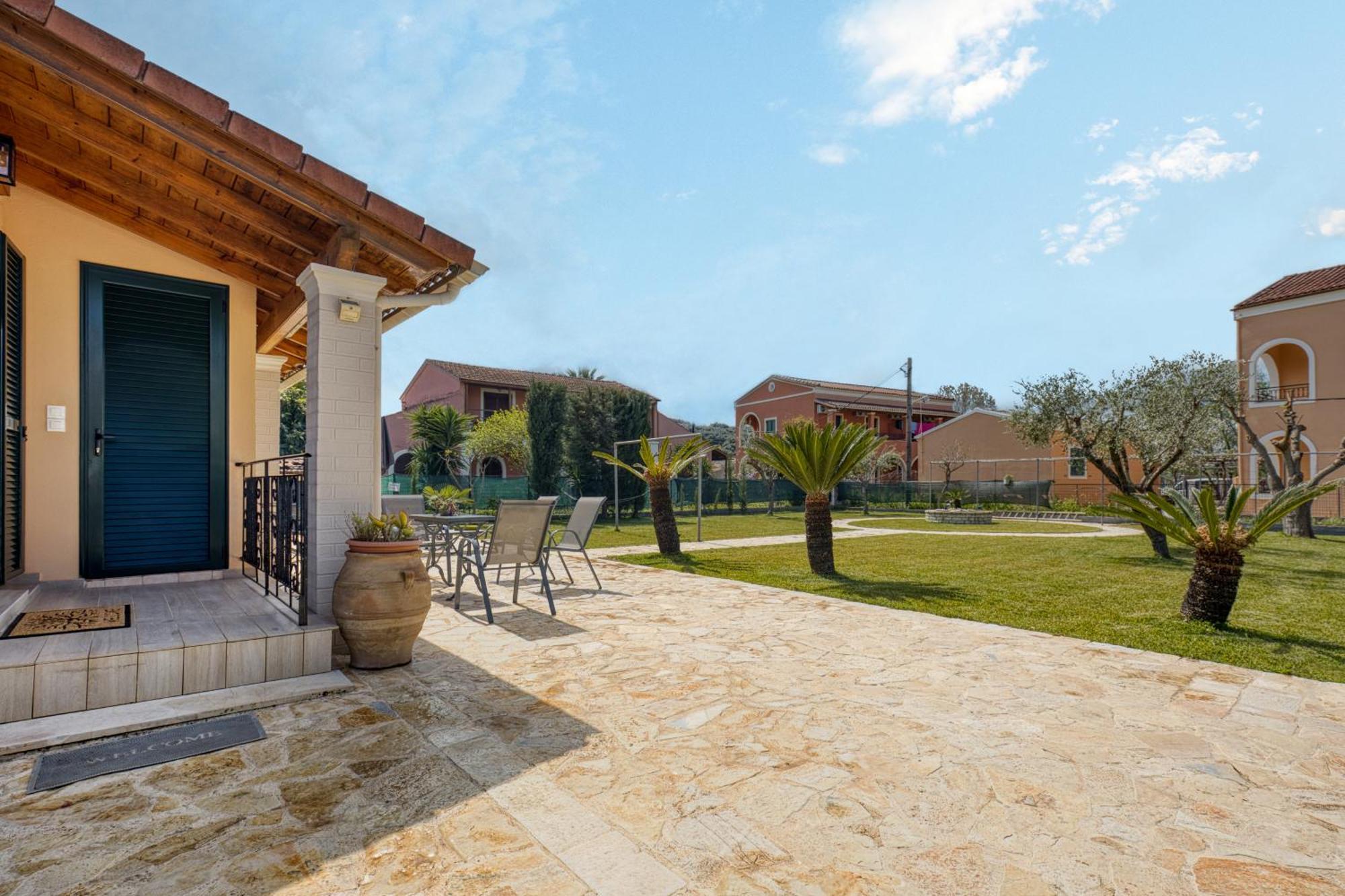 La Casa Di Eleni Villa Ахарави Екстериор снимка